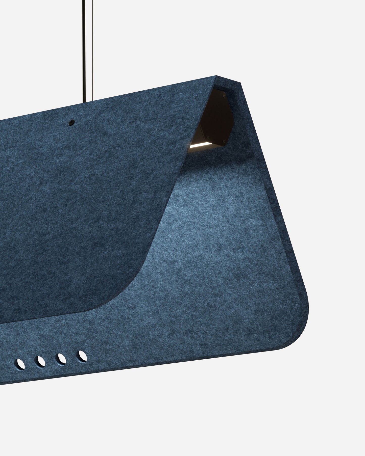KUNTUR est un luminaire acoustique suspendu ON-OFF de la collection KALLMA