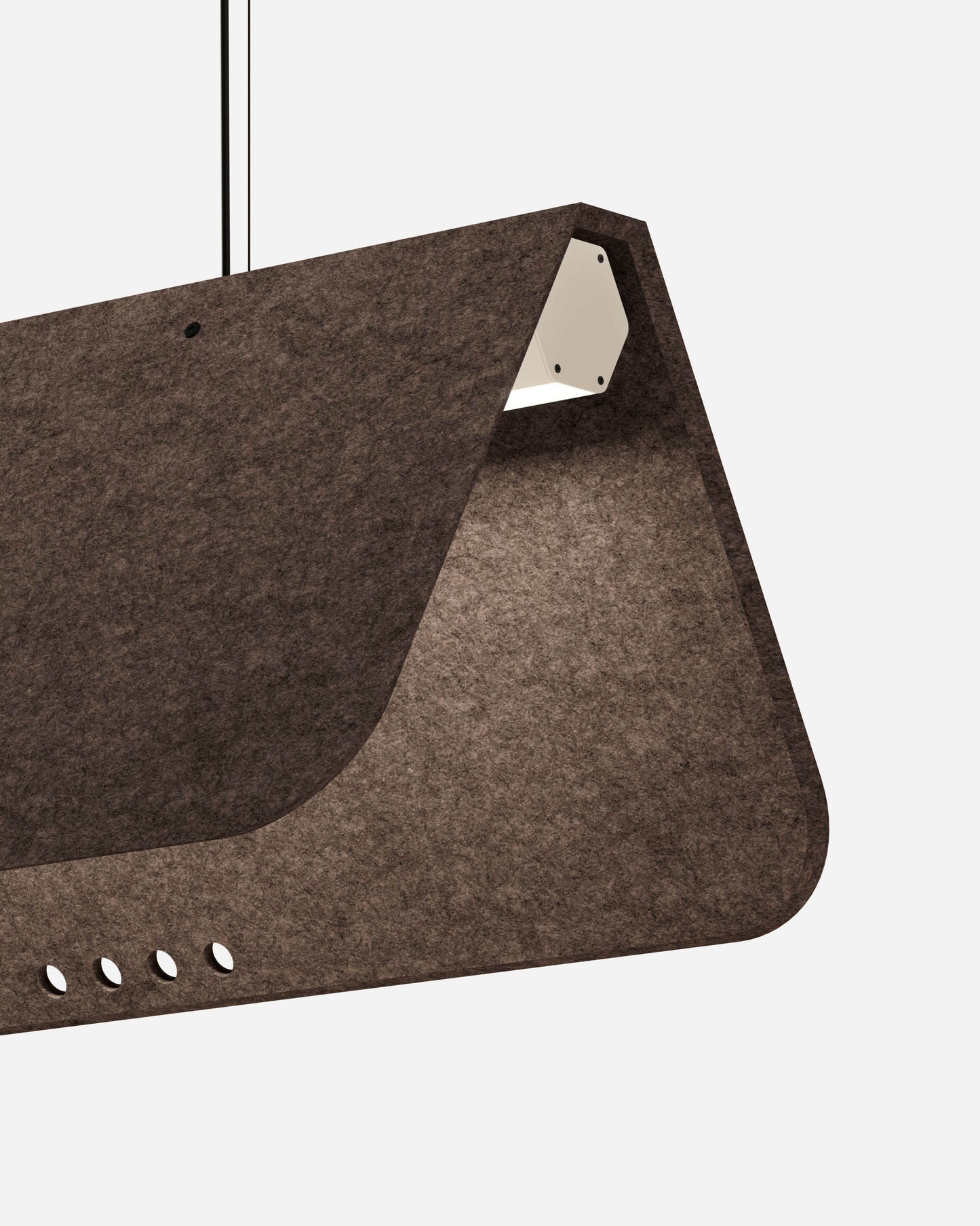 KUNTUR est un luminaire acoustique suspendu ON-OFF de la collection KALLMA