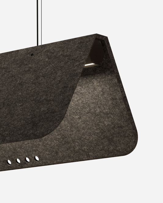 KUNTUR est un luminaire acoustique suspendu ON-OFF de la collection KALLMA