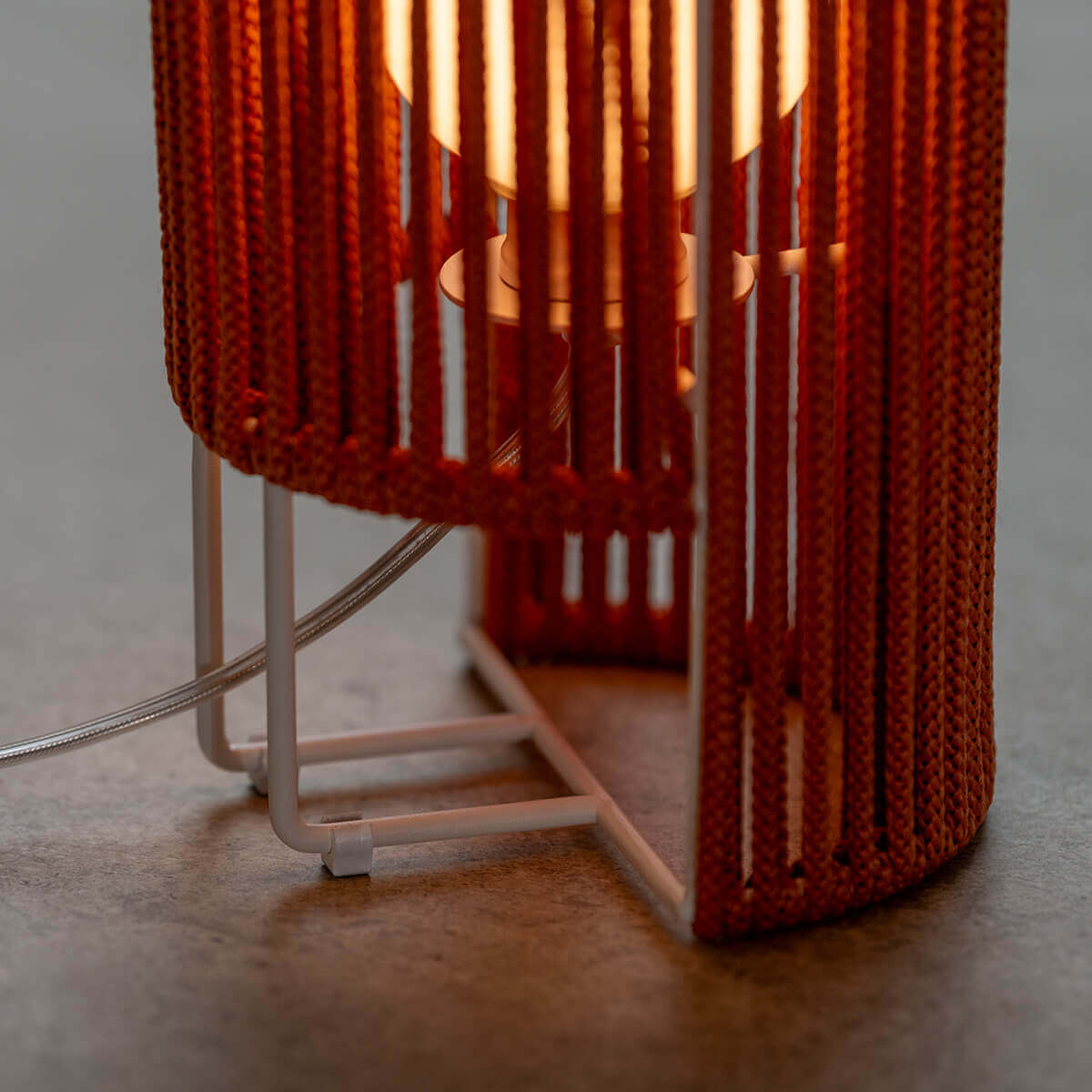 Lampe à poser en corde Habe